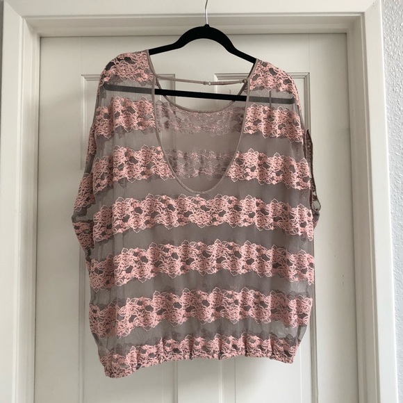 Free People Grey and Pink lace top - Picture 5 of 5